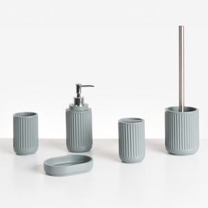 Set di 5 accessori da bagno in poliresina grigio chiaro Dispenser per sapone Portaspazzolino Porta spazzolino da bagno