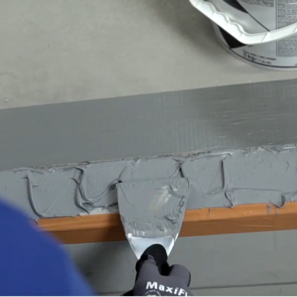 Adesivo bianco epossi-poliuretanico bicomponente keralastic t mapei 5kg ceramica