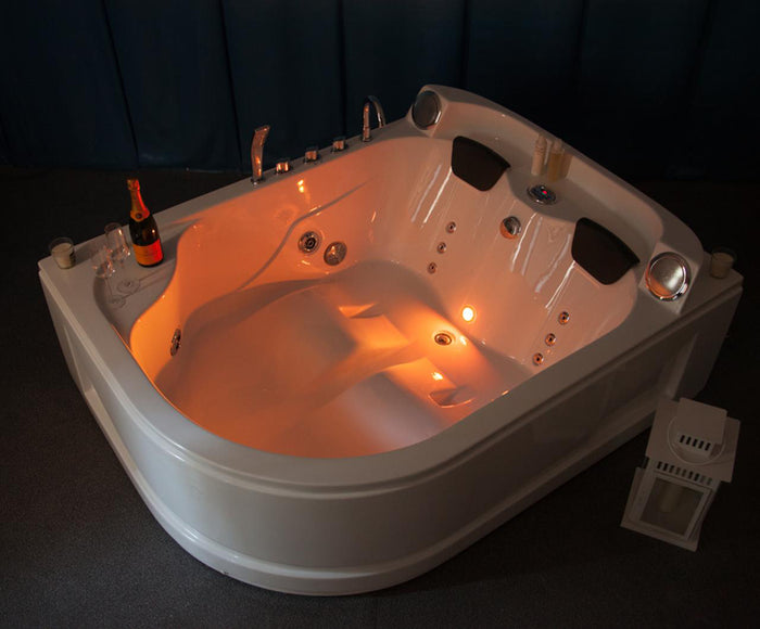 Vasca idromassaggio due posti 180x140 cm design moderno e cromoterapia | Lullaby Eco