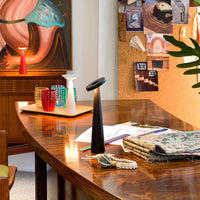 Zafferano Lampada da Tavolo Ricaricabile Angelina - Senza Fili, Testa Orientabile, Controllo Touch, Design Moderno per Interni - Colore Nero