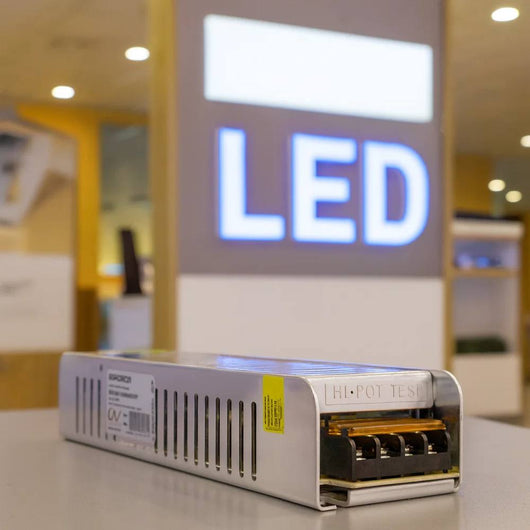 Alimentatore slim 150w 24v in metallo per strisce led