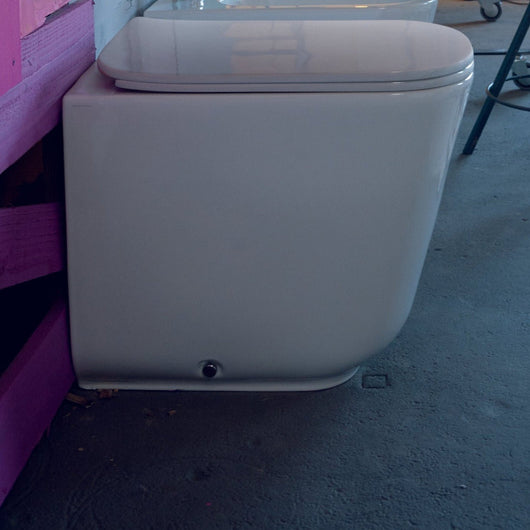 Wc Da Terra Senza Brida Kerasan Filo Muro Bianco Lucido "Tribeca"