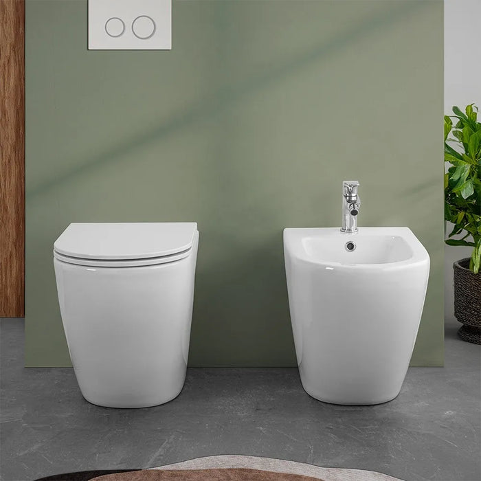 Wc filomuro con brida e scarico traslato a parete o a pavimento Flan