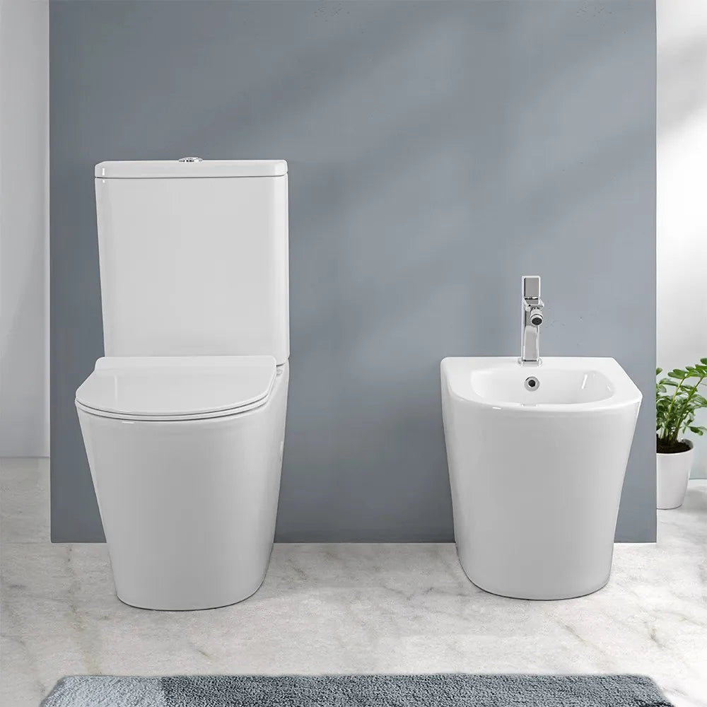 WC filomuro monoblocco Rimless bianco con sedile soft-close Tygo