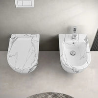 WC sospeso Rimless in ceramica marmorizzata bianca con sedile Tokyo