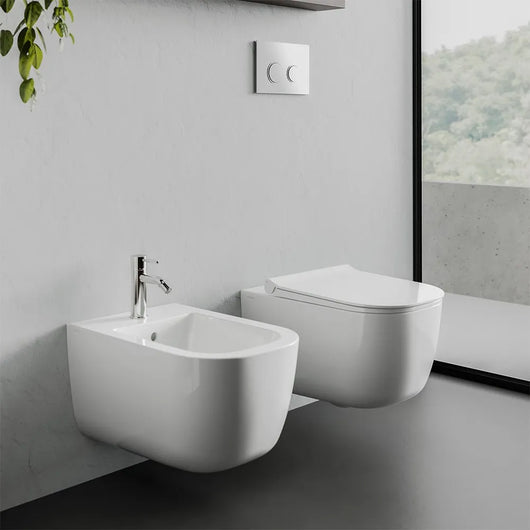 Wc sospeso Rimless Mirto in ceramica lucida con scarico a parete