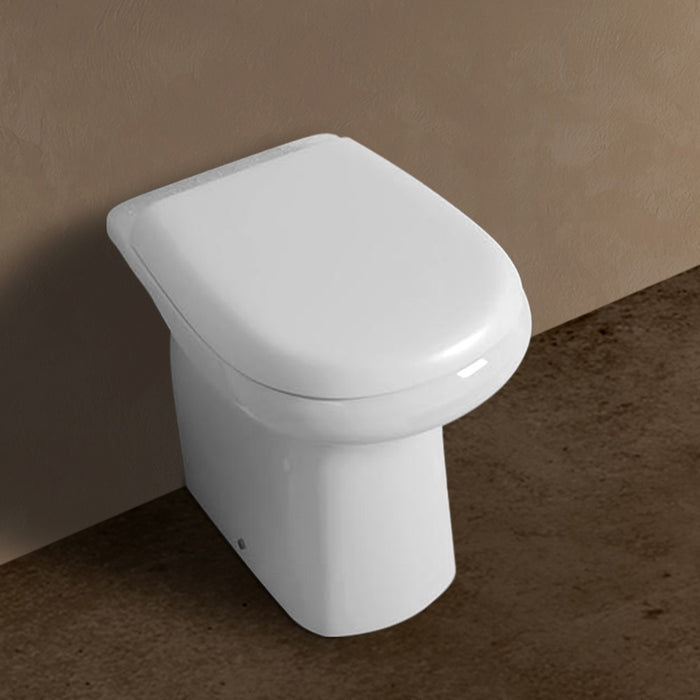 Wc tradizionale con brida serie Orient in ceramica con scarico a pavimento