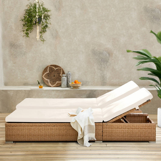 Set di 2 lettini prendisole in resina intrecciata di poliestere, beige