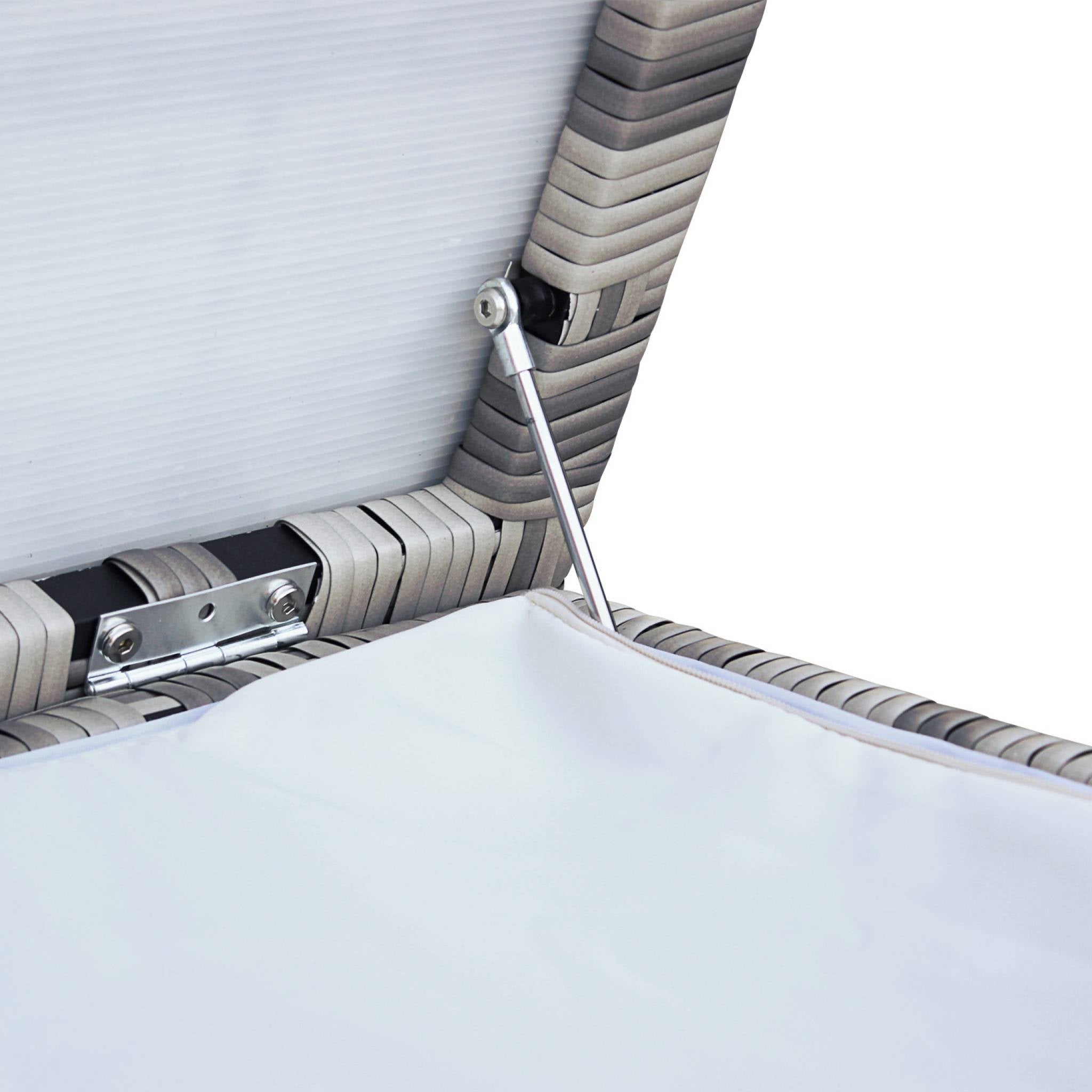 Baule da giardino in resina intrecciata con rotelle e fodera interna,