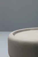 E-STYLO Tavolino moderno e versatile, ideale per completare l’arredamento di soggiorni, salotti, camere da letto e uffici,  Ø.42cm X  Ø.42cm H. 52cm