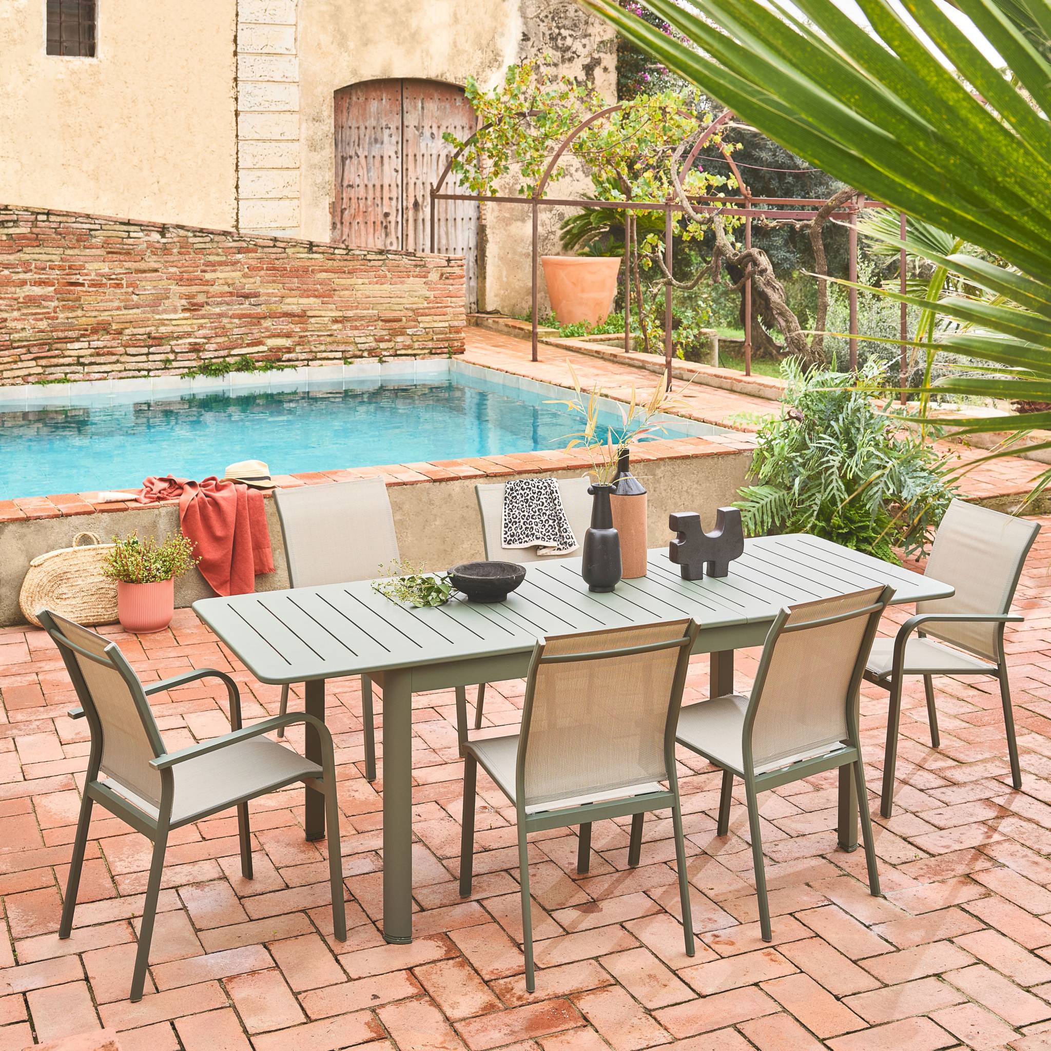 Tavolo da giardino allungabile in alluminio con 4 sedie e 2 poltrone,