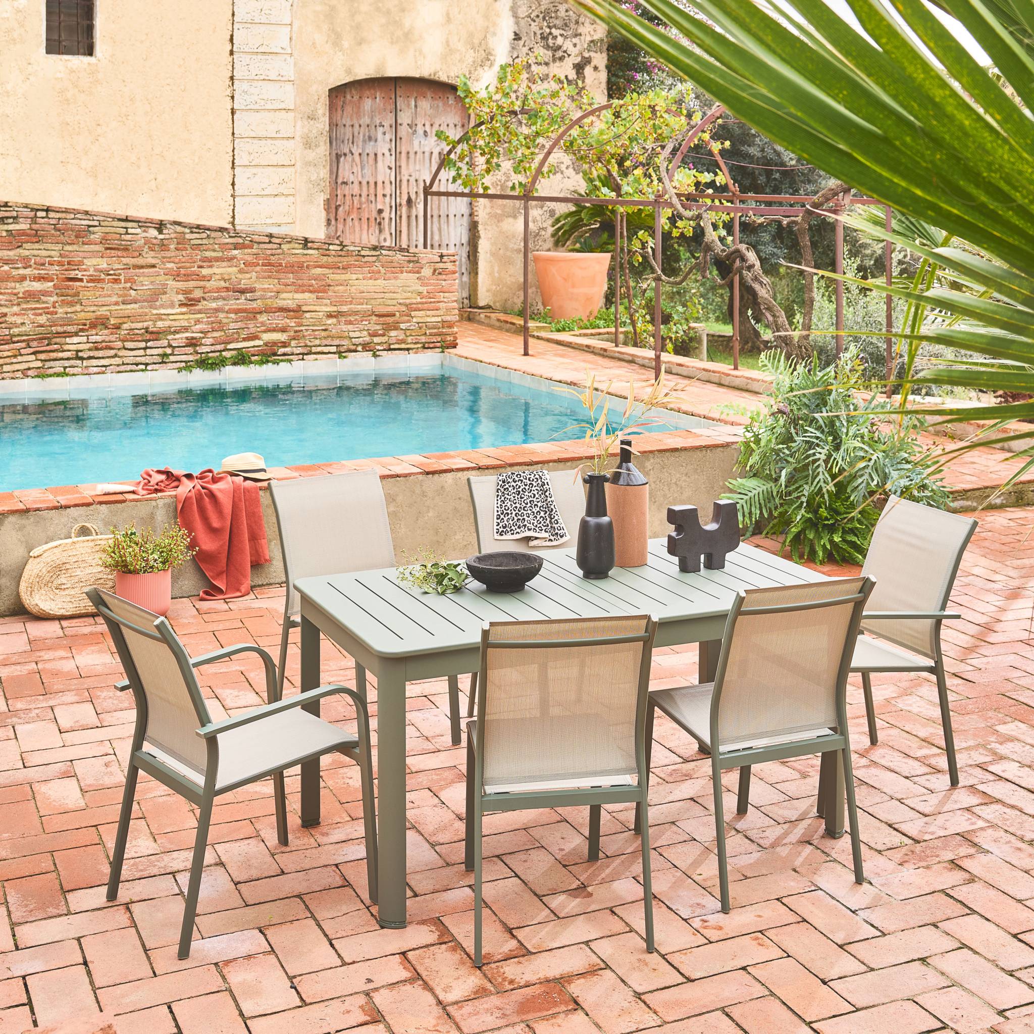 Tavolo da giardino allungabile in alluminio con 4 sedie e 2 poltrone,