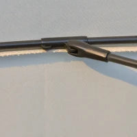 Ombrellone da Giardino e Terrazza 2.5x2.5m con Manovella, 18 Stecche e Testa Inclinabile, Crema