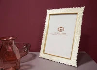 Cornice Strip White Glam Cm 27X1.5X31.3 (Misura Interna Cm 20X25)