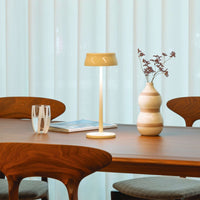 Zafferano SISTER LIGHT Wi-fi Lampada a led smart da tavolo Avorio ricaricabile e dimmerabile